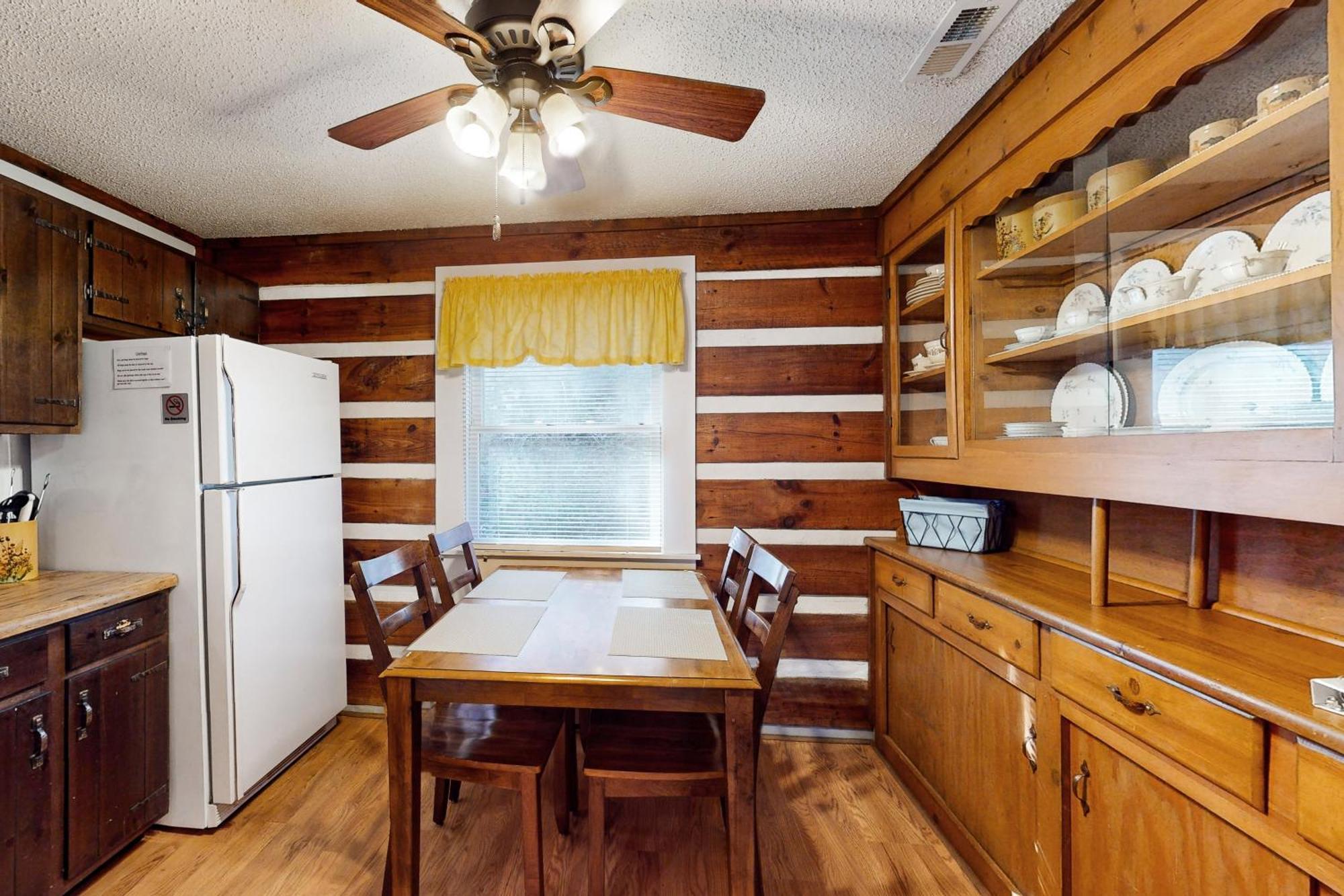 2 Bed 2 Bath Vacation Home In Whittier II Exterior photo